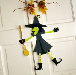 20 Cool And Easy Halloween Hang-Ups To Make With Kids | Kidsomania